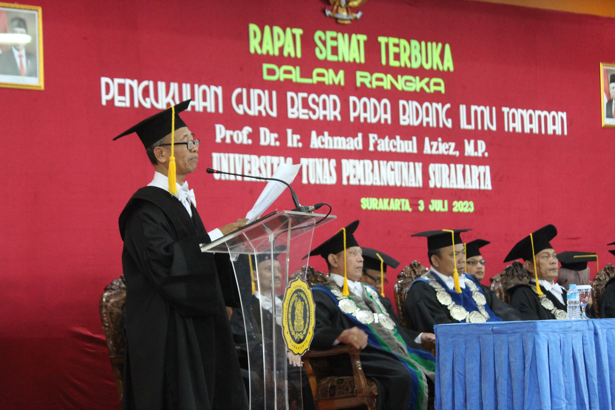 Orasi Ilmiah Pengukuhan Guru Besar Pertama UTP, Prof. Aziez Soroti Pemberdayaan Lahan Sawah Tadah Hujan