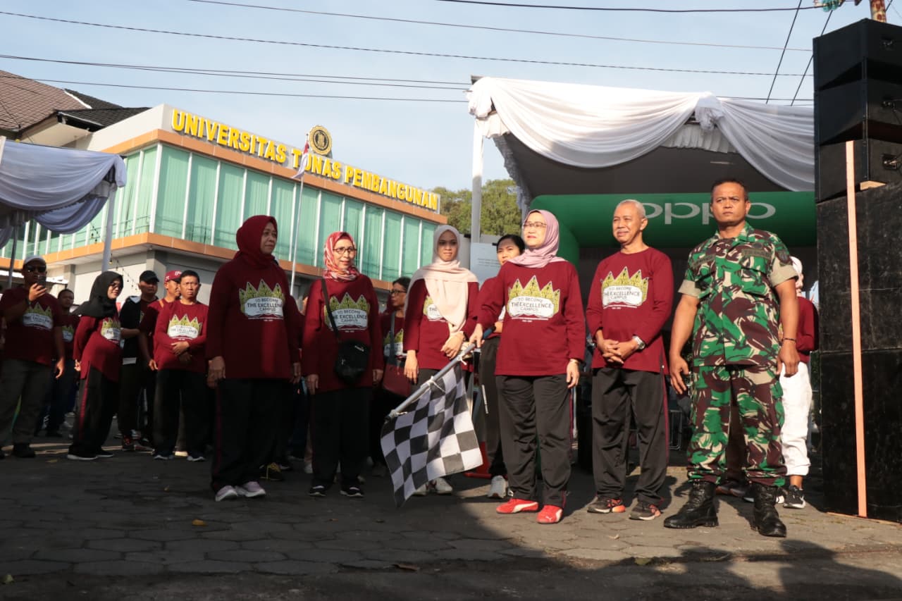 UTP Gelar Senam Gayeng & Jalan Sehat Meriahkan Dies Natalis ke-45 dan Lustrum IX