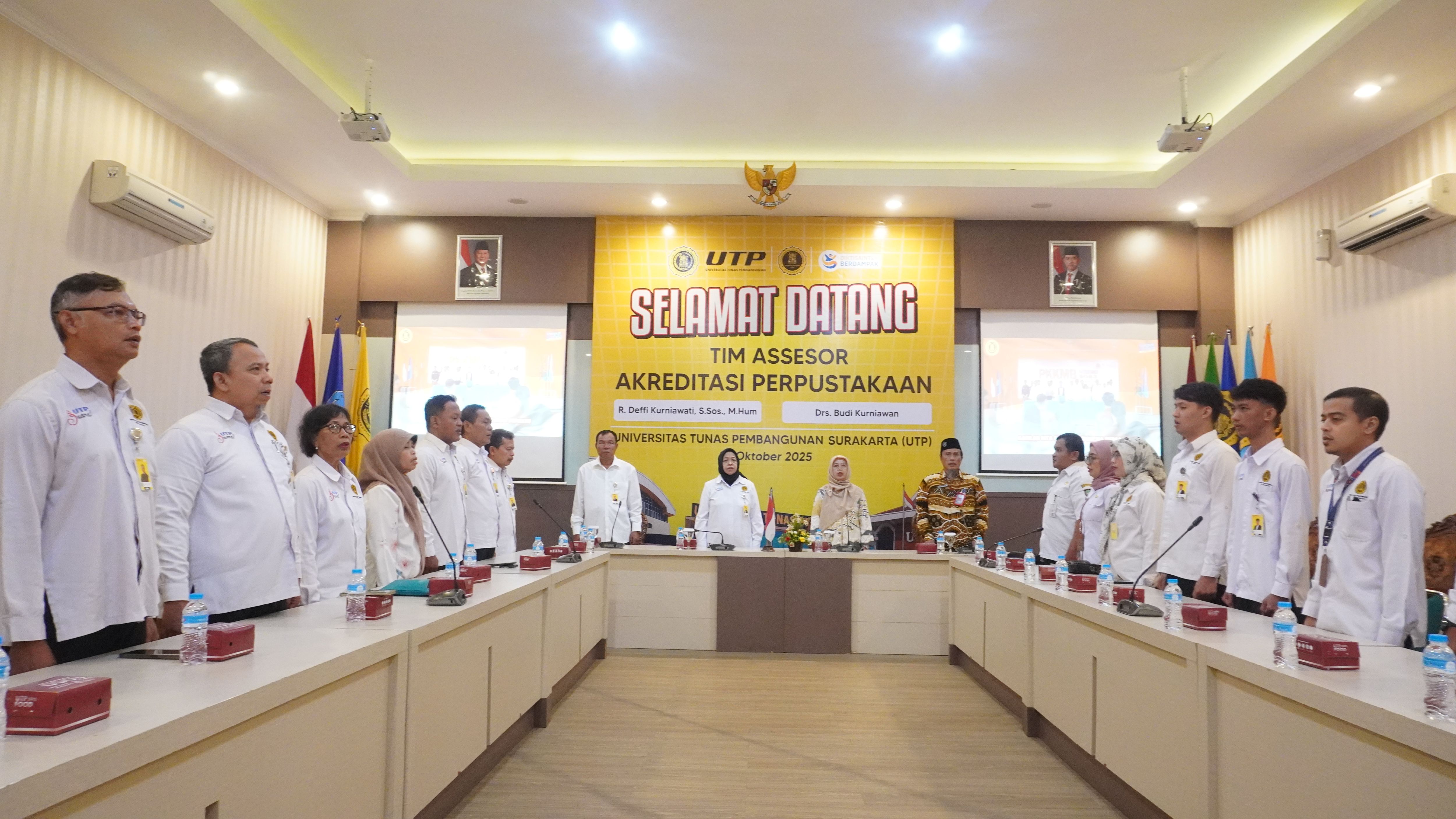 Unggulkan Layanan dan Koleksi Buku, Perpustakaan UTP Raih Akreditasi A